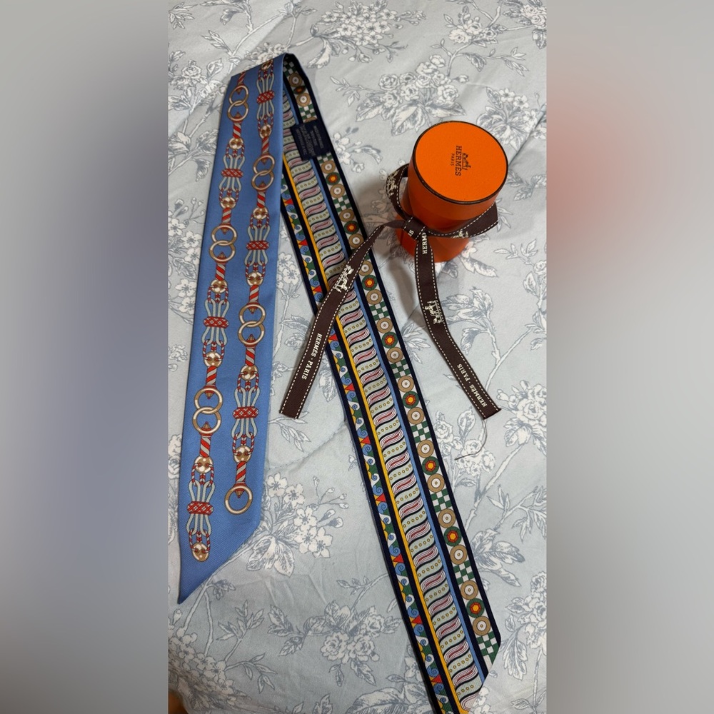Authentic Hermes Twilly. 100% silk